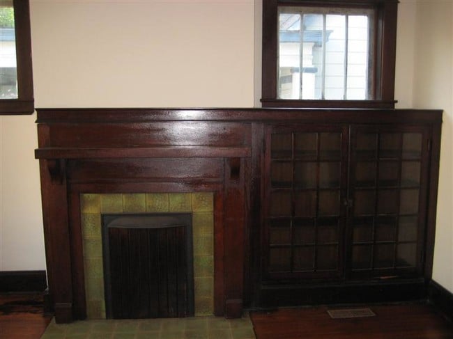 Building Photo - 319 Park Ave