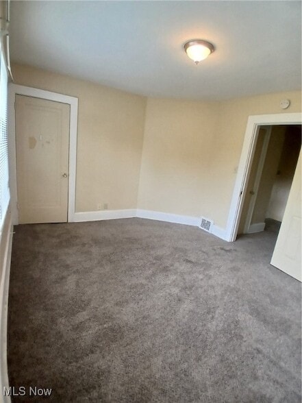 Building Photo - 711 Anoka Ln