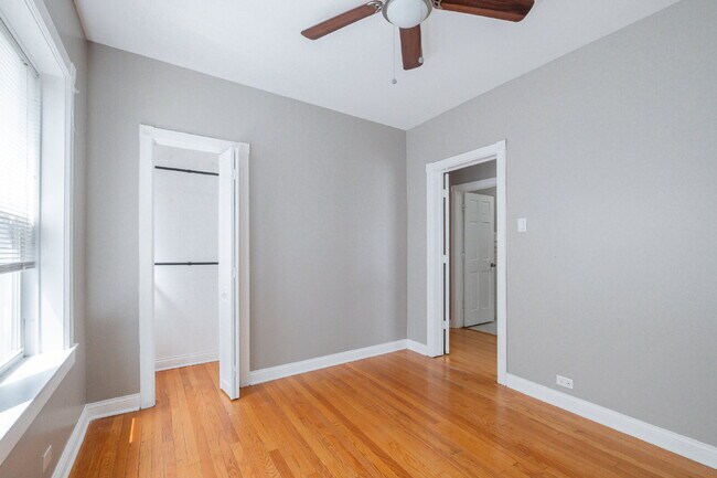Building Photo - Spacious 3-Bedroom, 2-Bathroom Duplex in Avondale