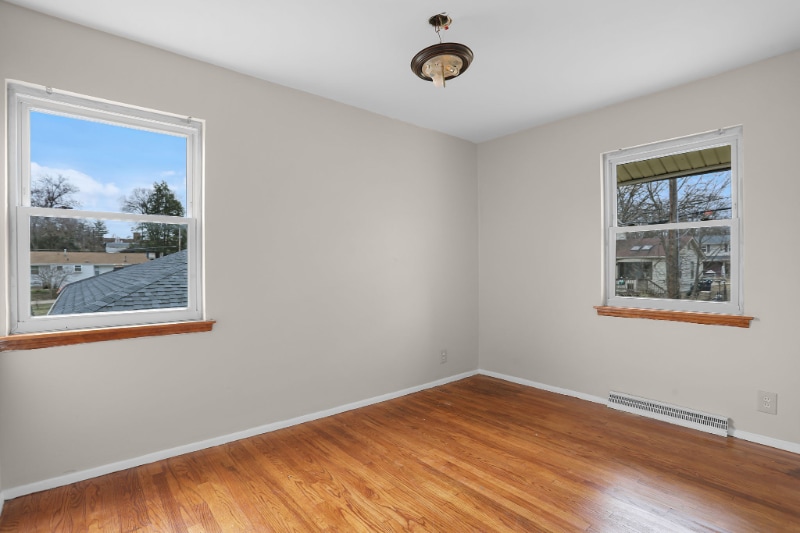 Building Photo - 1347 Samoa Dr