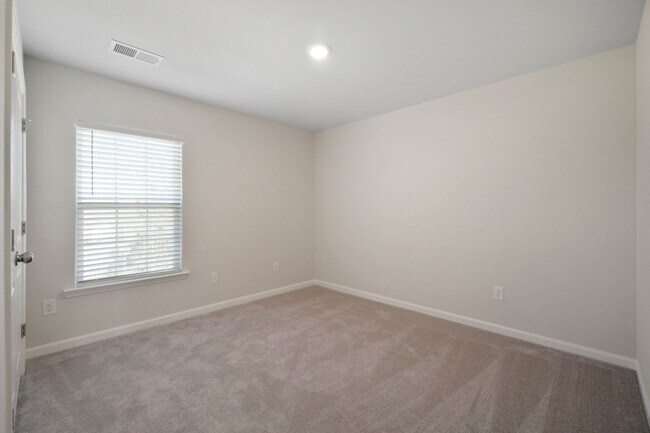 Building Photo - This 3-Year-Old Home with 4 Bedroom 2.5 Baths