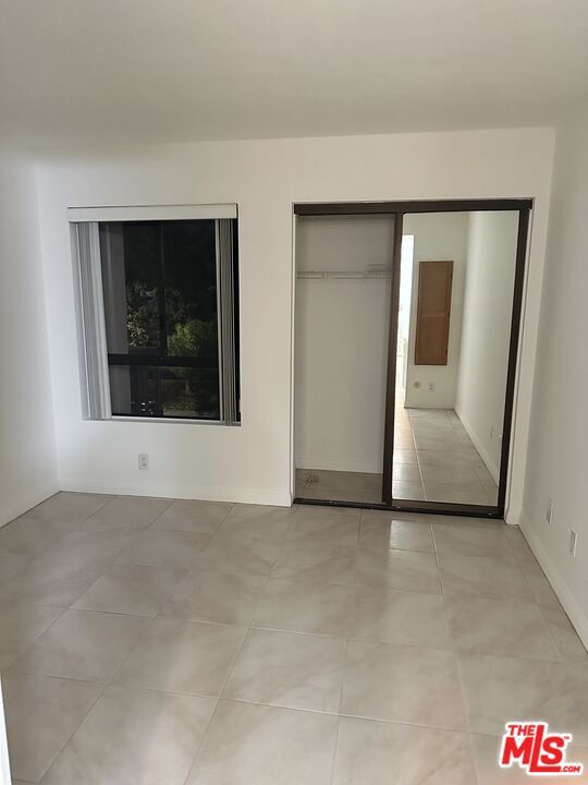 Building Photo - 22100 Burbank Blvd