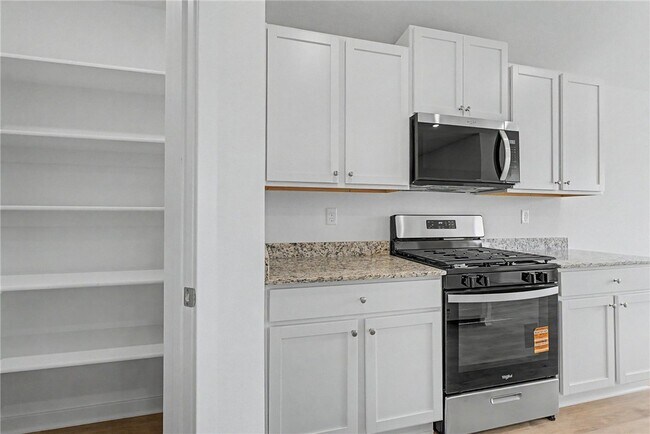 Building Photo - 3070 Rosalee Ln
