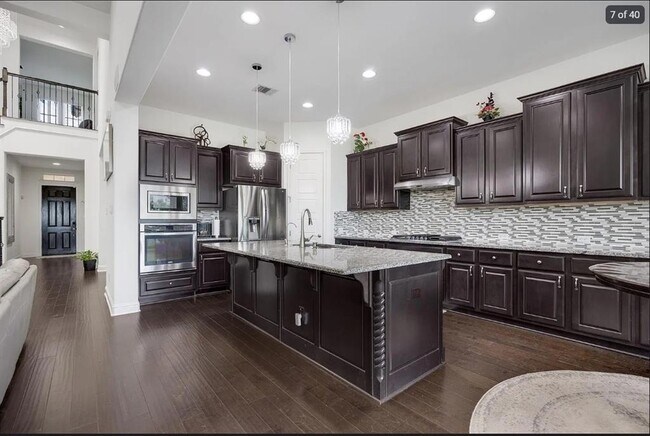 Building Photo - 4208 Bonanza Dr