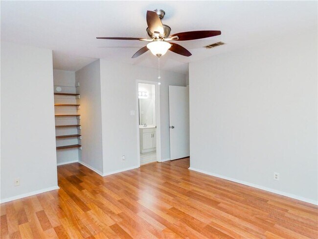 Building Photo - 8418 Fathom Cir
