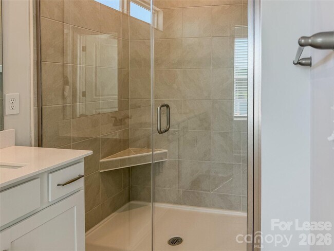 Building Photo - 6524 Harlech St