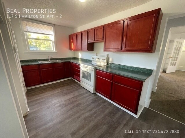 Building Photo - 117 S Hamilton St