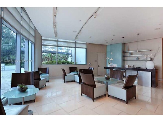 Building Photo - 3535 S Ocean Dr