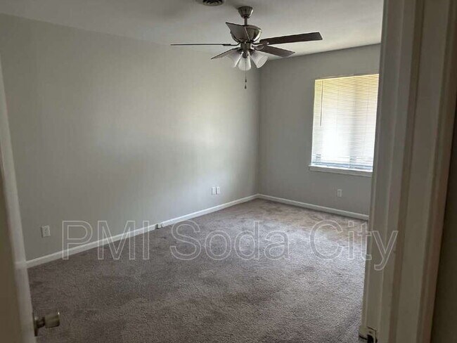 Building Photo - 105 Thornwell Ct