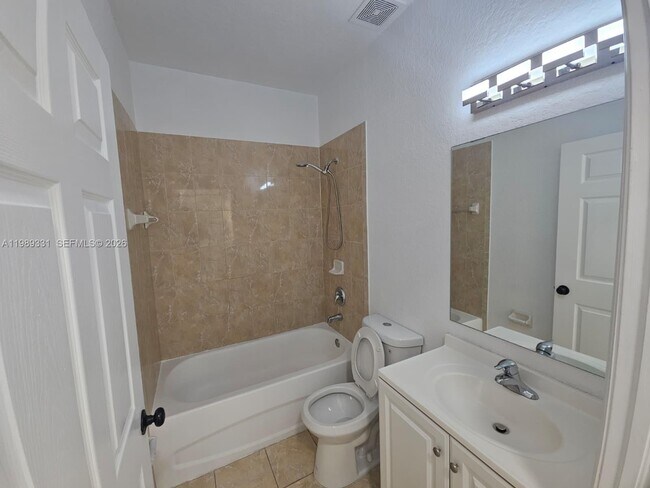 Building Photo - 10919 SW 182nd Ln