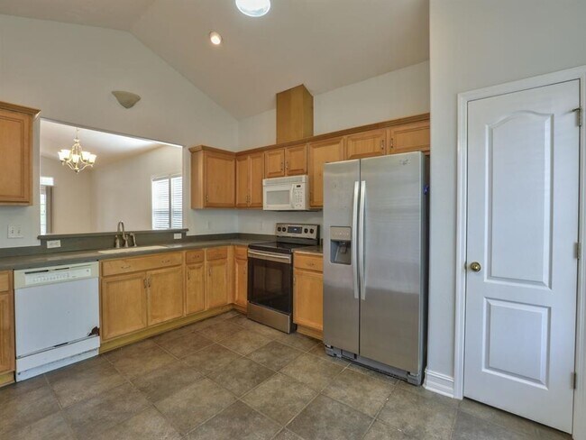 Building Photo - 3336 Cameron Chase Dr