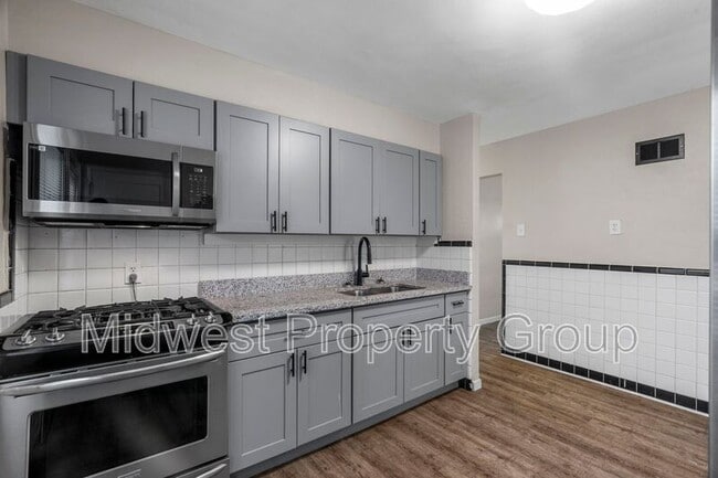 Primary Photo - 216 Graham Rd