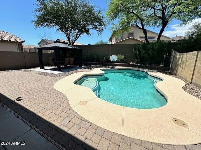 Primary Photo - 4512 W Stoneman Dr