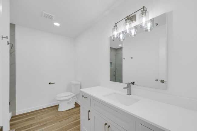 Building Photo - 2515 Gamez Dr