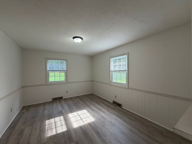 Building Photo - 3712 NC-751