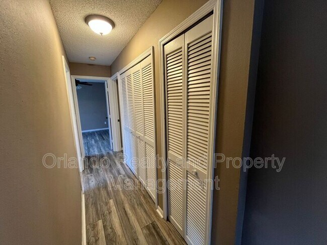 Building Photo - 6088 Westgate Dr