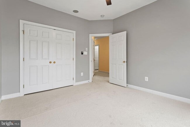 Building Photo - 3675 Spring Hollow Ln