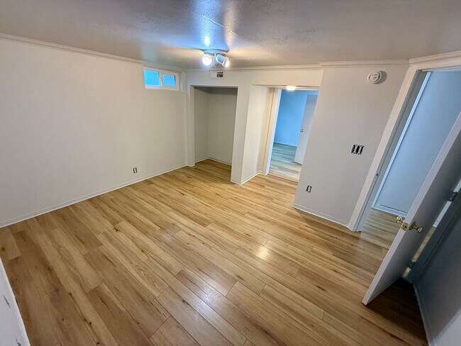 Building Photo - 3 Bedroom, 2 Bathroom in Candy Cane Lane Edition!