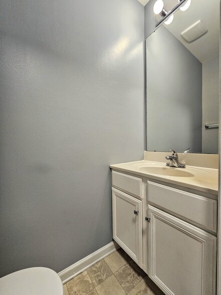 Building Photo - 160 Riders Way