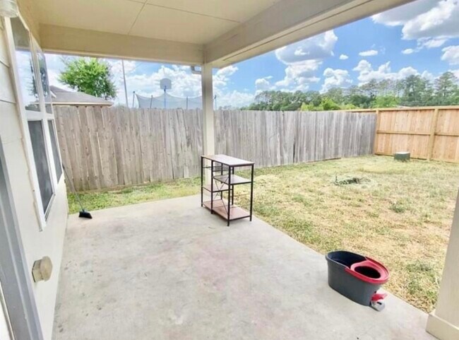 Building Photo - 6326 Saragosa Crossing Ln