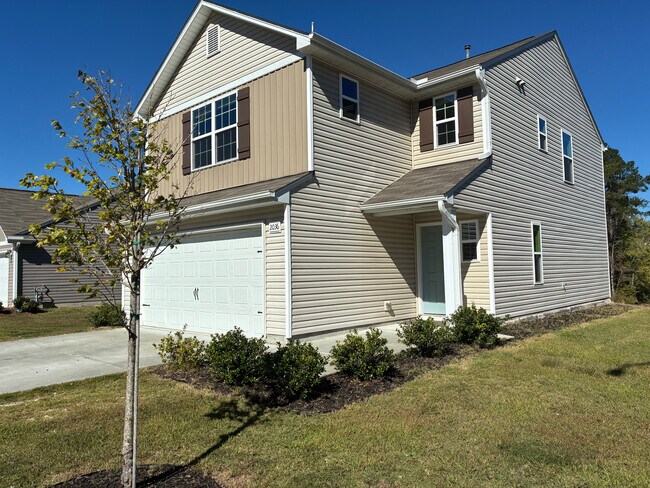 Building Photo - 2036 Alderman Way