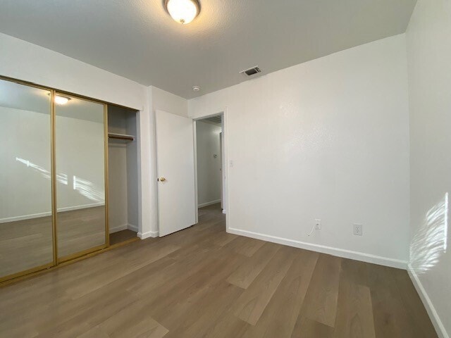 Building Photo - 3-bedroom, 2-bath, 1,107 sq. ft. single-story home in Sacramento