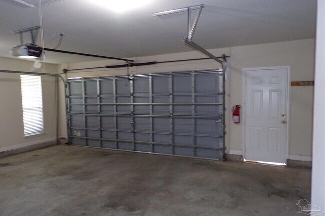 Building Photo - 3569 S Hampton Way