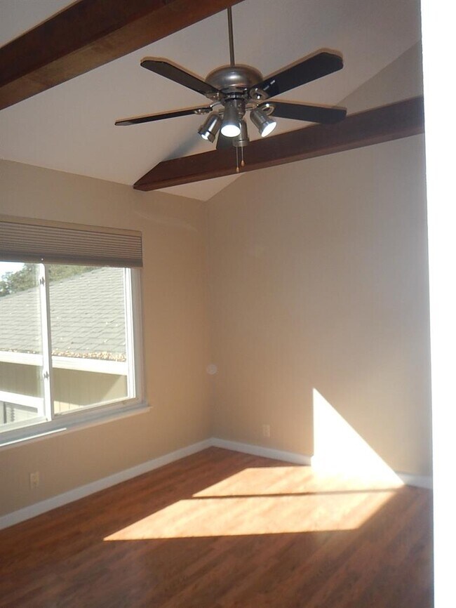 Building Photo - 3951 Hillsborough Rd