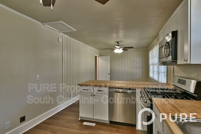 Building Photo - 1512 Carter St
