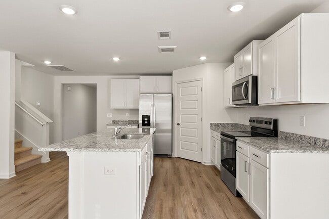 Building Photo - New Construction in the Heart of Northport - Available Now