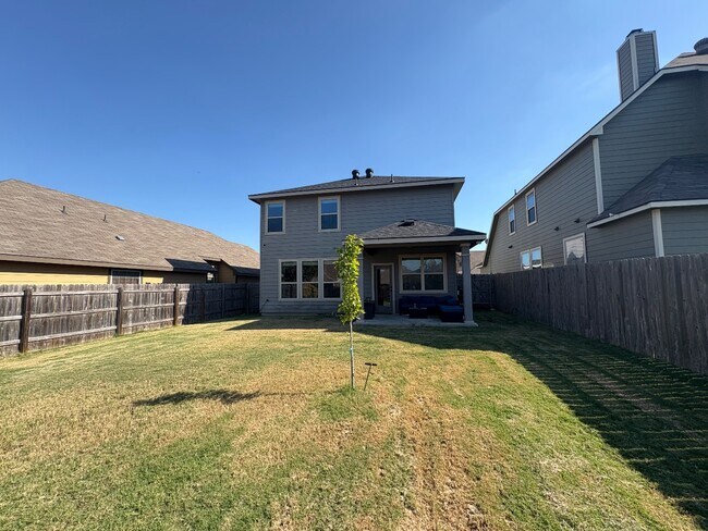 Building Photo - 3407 Greyfriar Dr