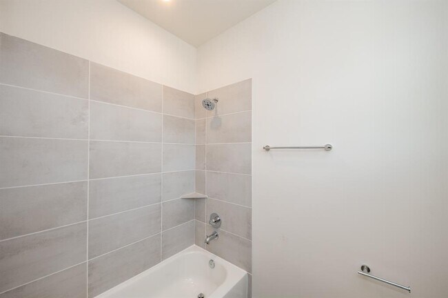 Building Photo - 11519 Silverman Trails