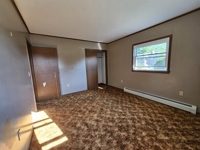 Building Photo - 135 Nittany St
