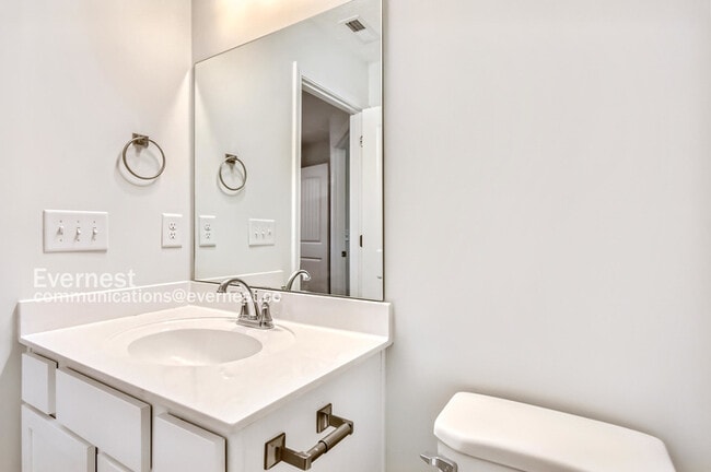 Building Photo - 222 Ansley Wy