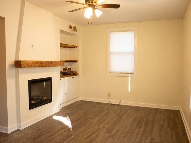 Building Photo - 4224 Patrick Ave