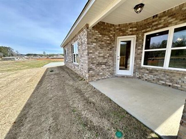 Building Photo - 9220 Current Wy SE