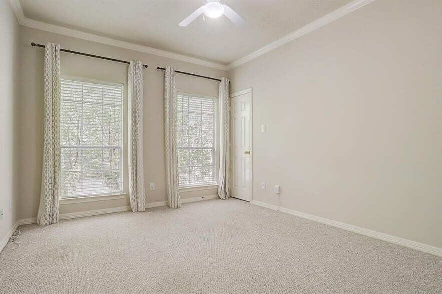 Second bedroom - 2822 Briarhurst Park