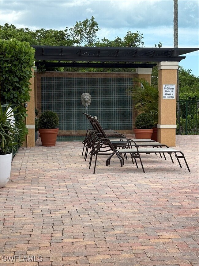 Building Photo - 8659 River Homes Lane