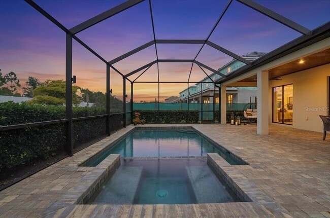 Building Photo - 15917 Tradewind Ter