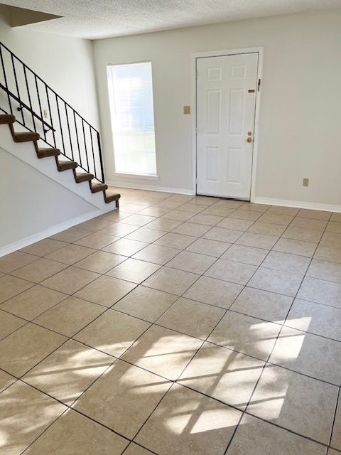 Building Photo - 1242 Park Dr