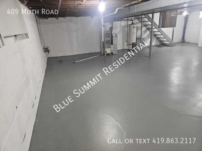 Building Photo - 409 Muth Rd