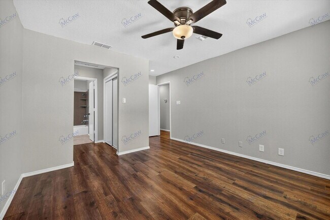 Building Photo - 4900 Ledgestone Dr