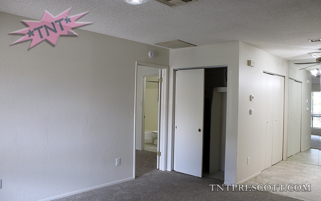 Building Photo - Condo in Montana Villas HOA