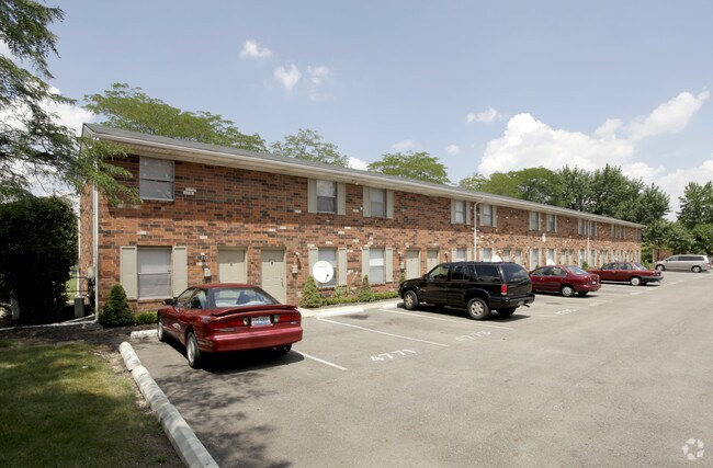 Building Photo - 4771-4793 Rossmoor Pl