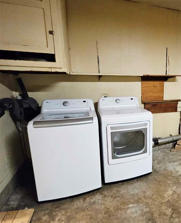 Building Photo - 1008 W Silver Meadow Dr