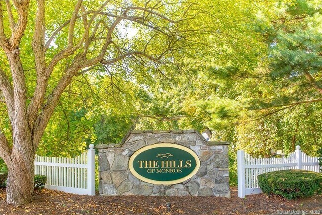 Primary Photo - 211 Windgate Cir