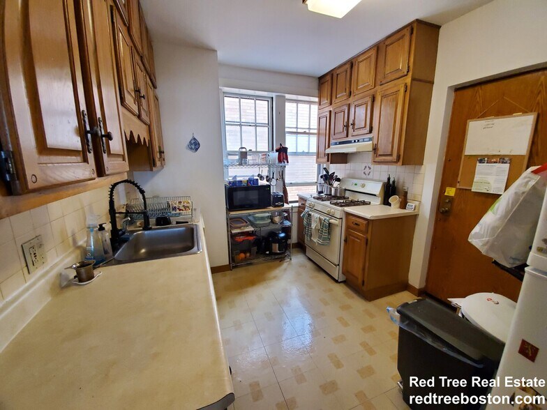 Building Photo - 1775 Massachusetts Ave