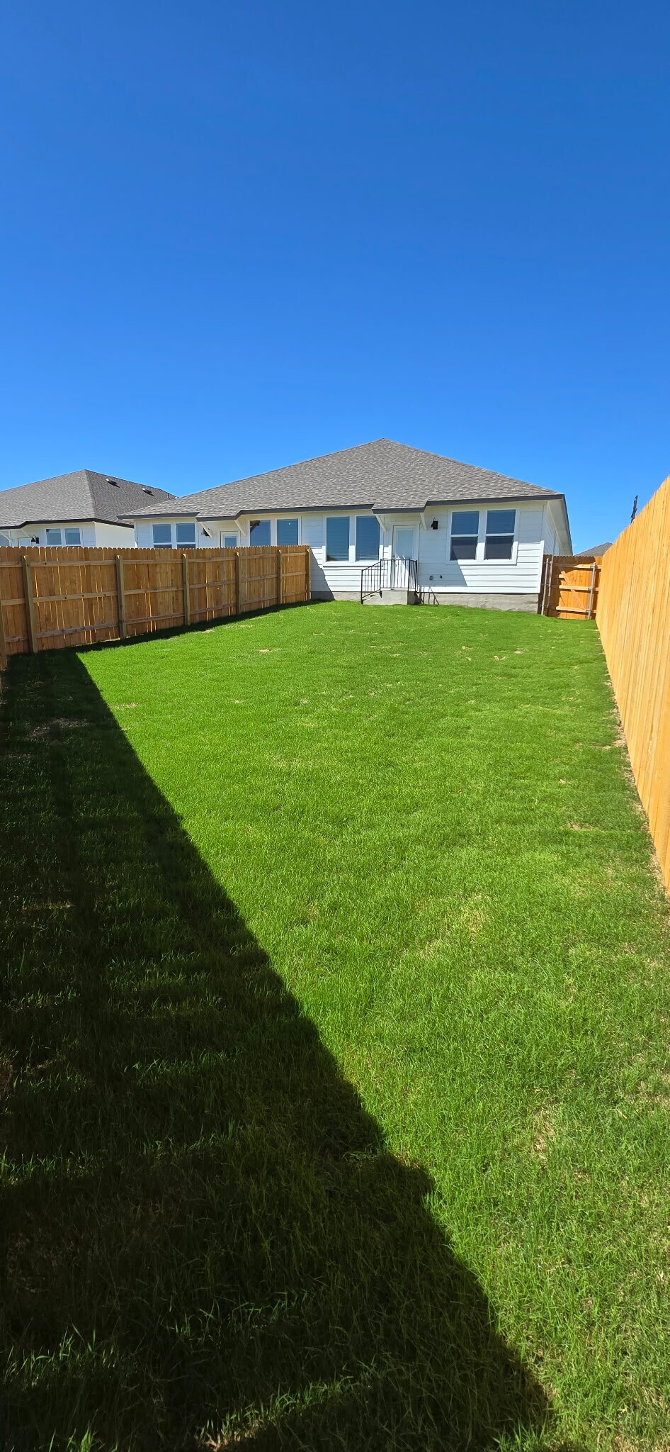 Building Photo - 1123 Stone Vly Rd