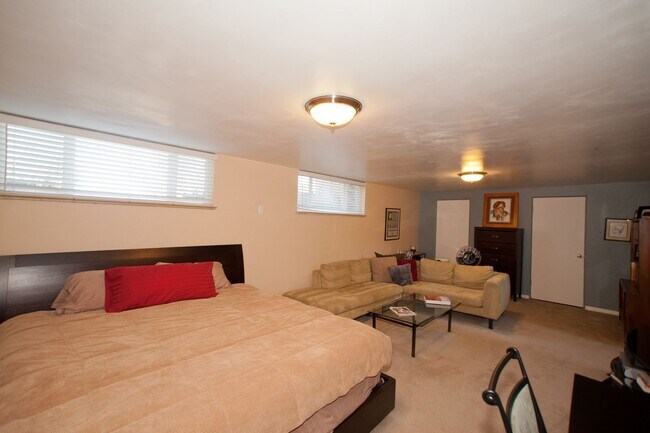 Building Photo - 2Bed/2Bath Home in Sloan's Lake