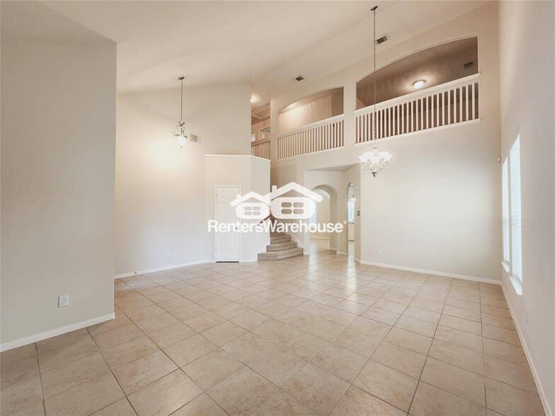 Building Photo - 16915 Melvin Oaks Ct